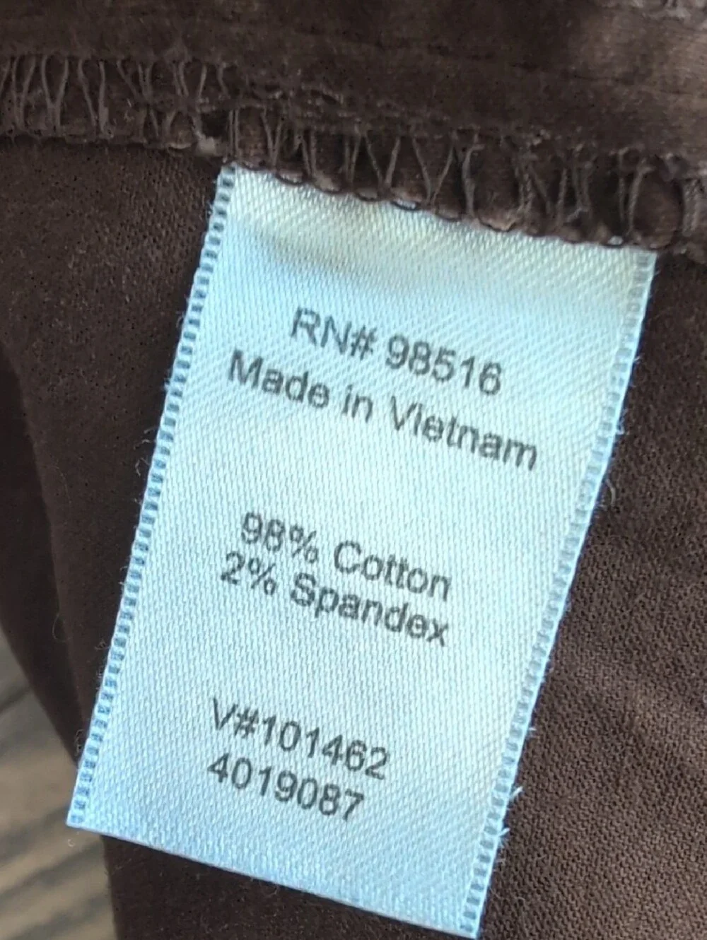Coldwater Creek Brown Natural Fit Long Shorts 12      541A